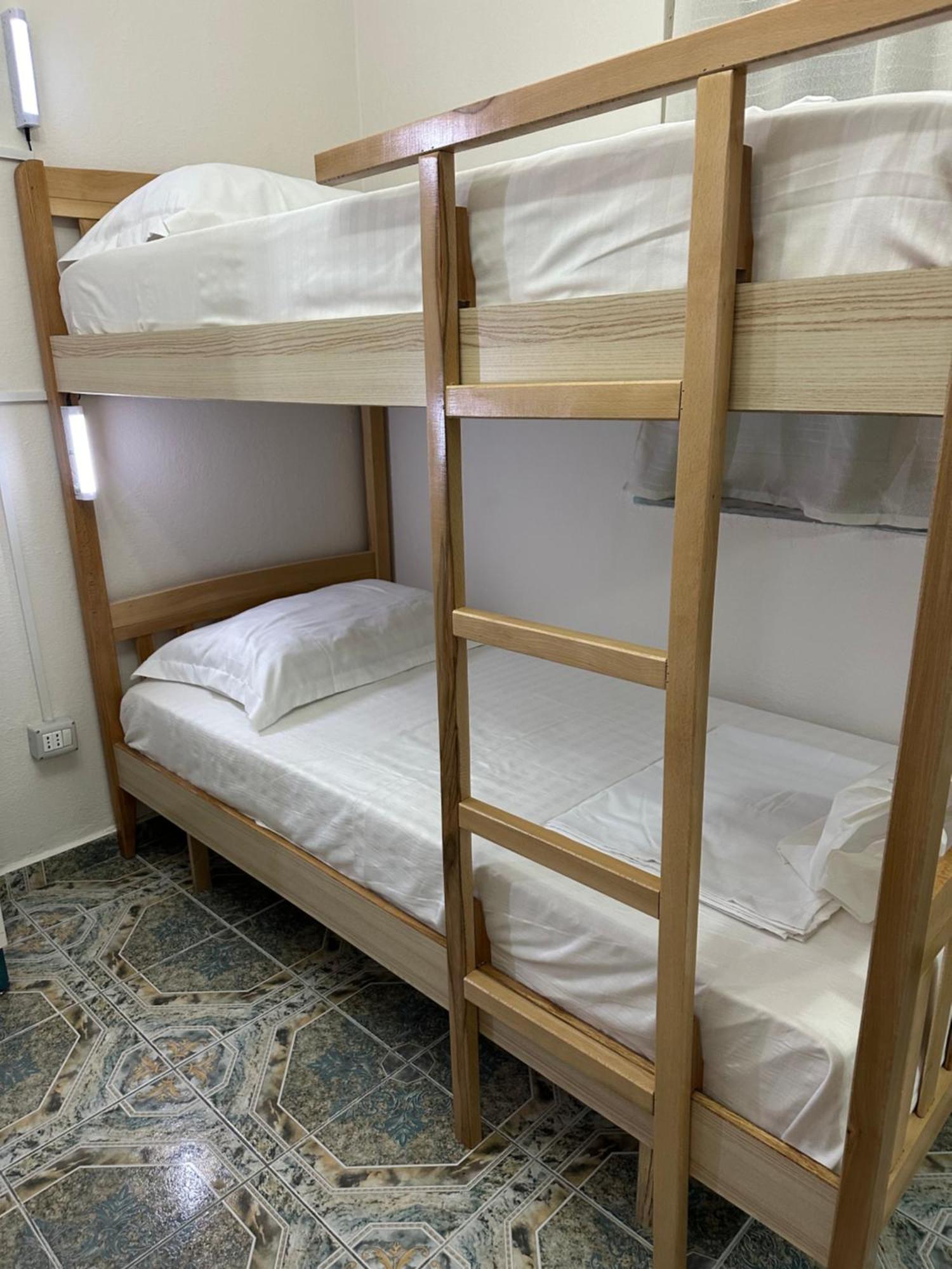 Tirana Lemon Breeze Hostel Eksteriør billede
