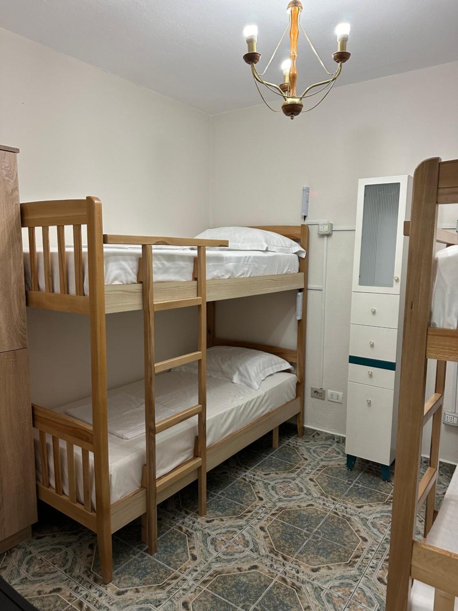 Tirana Lemon Breeze Hostel Eksteriør billede