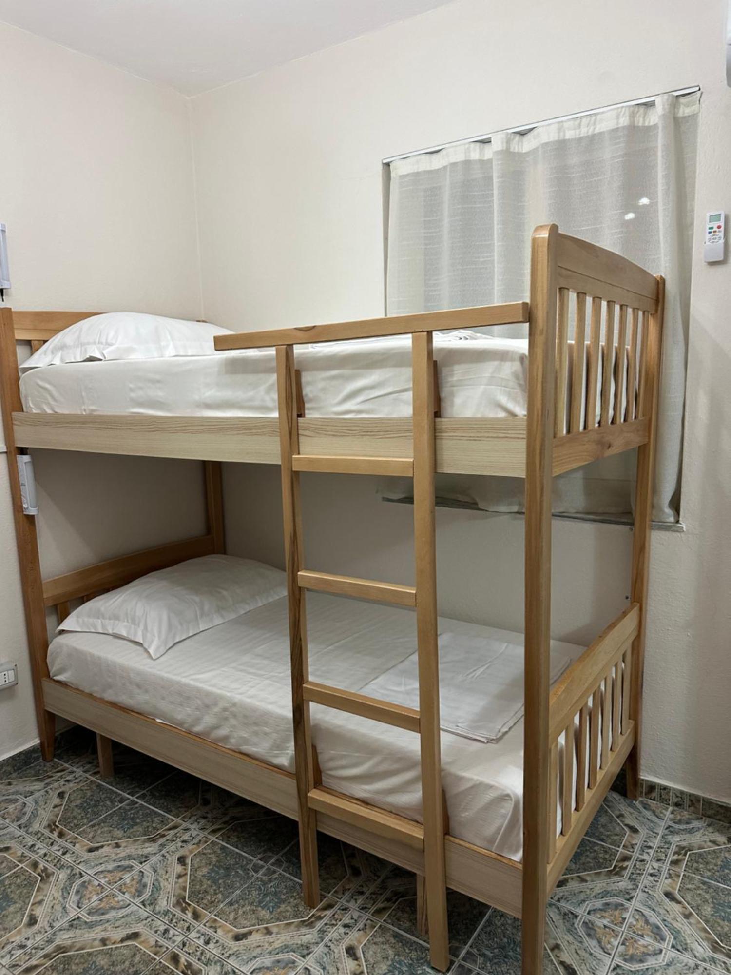 Tirana Lemon Breeze Hostel Eksteriør billede