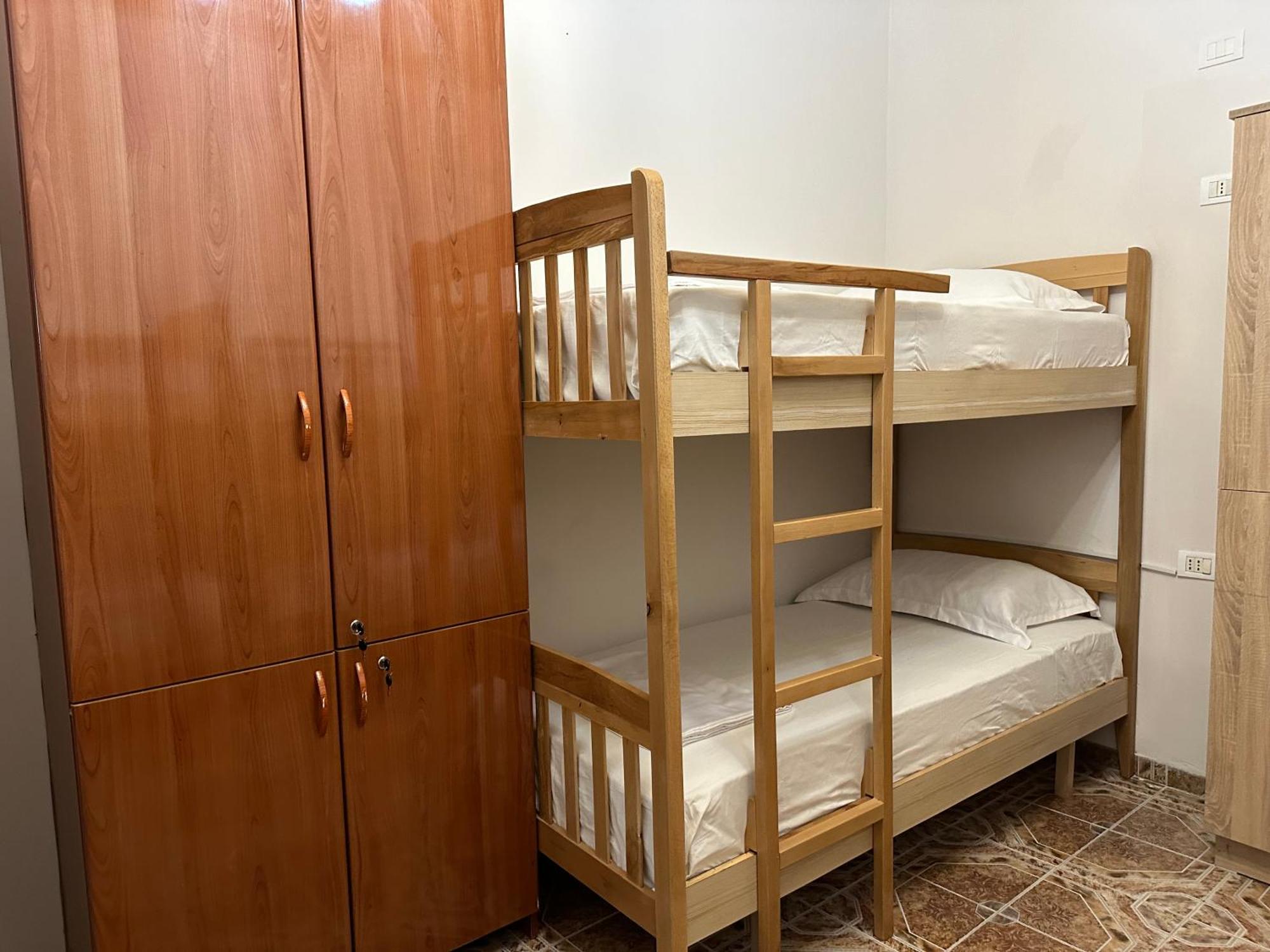 Tirana Lemon Breeze Hostel Eksteriør billede