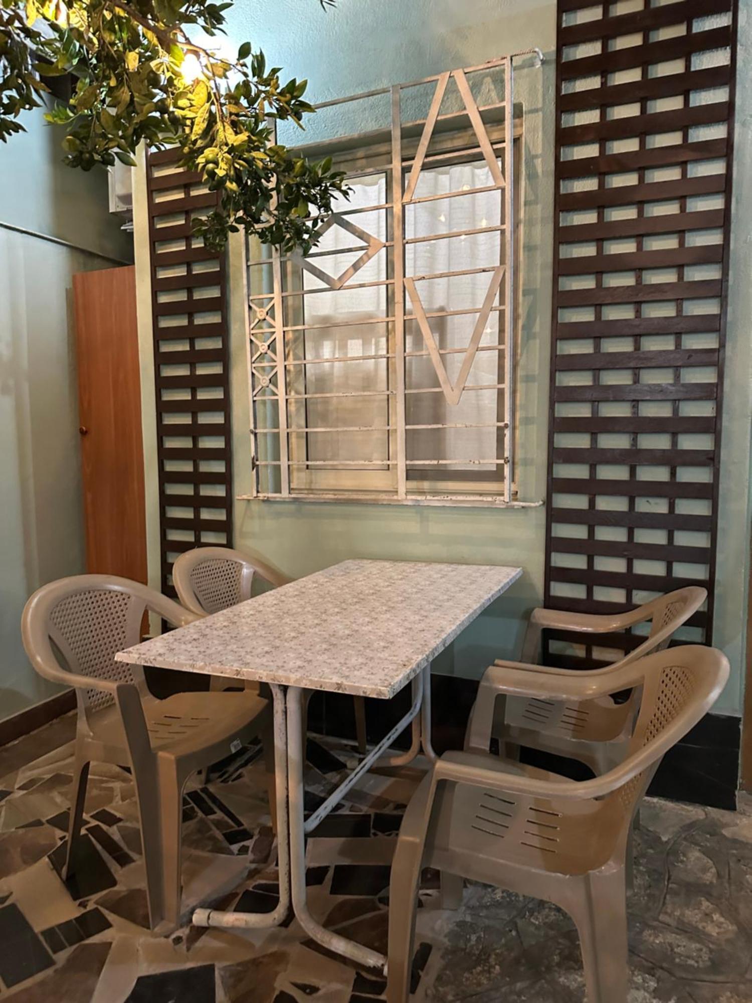 Tirana Lemon Breeze Hostel Eksteriør billede