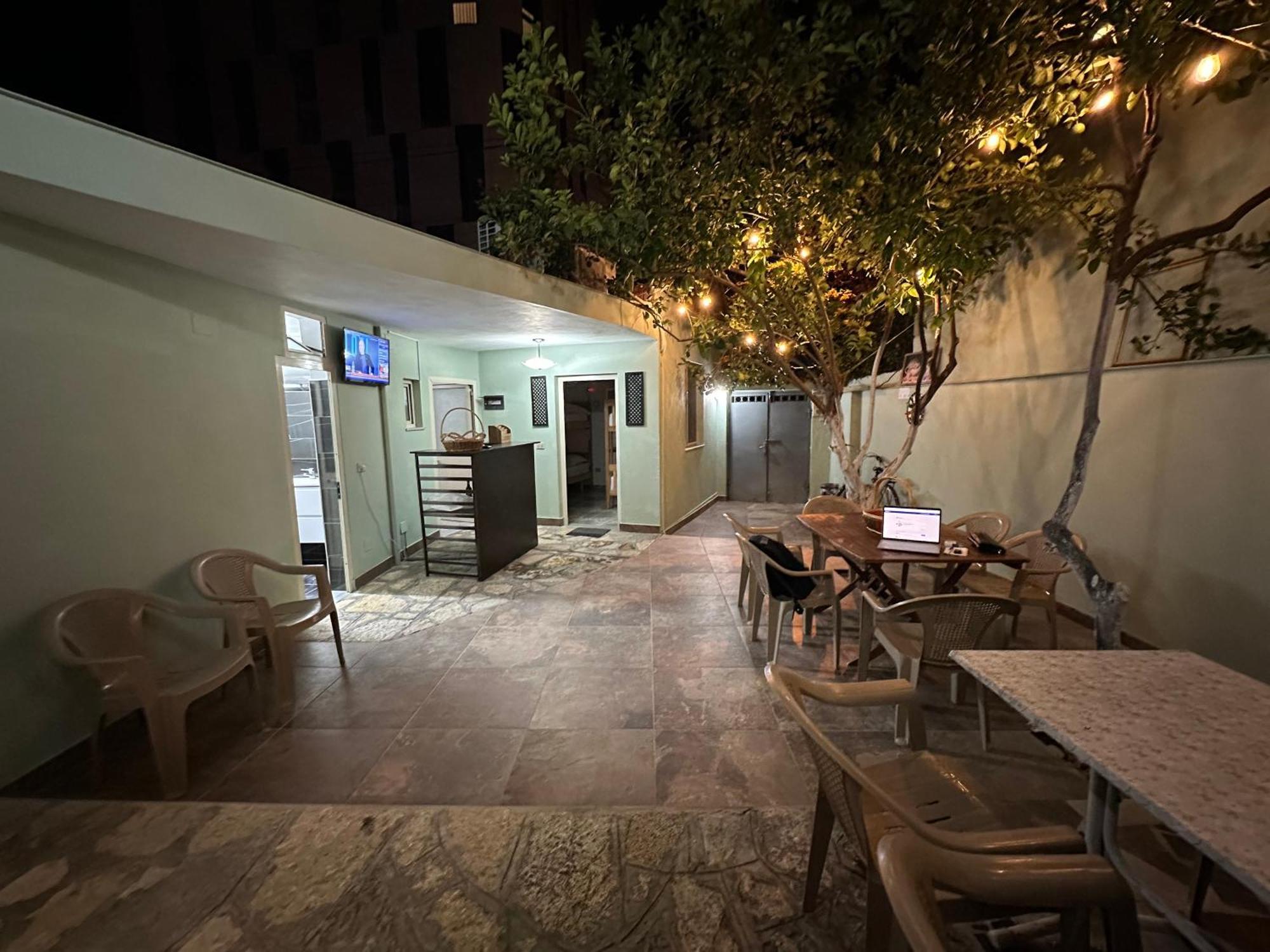 Tirana Lemon Breeze Hostel Eksteriør billede