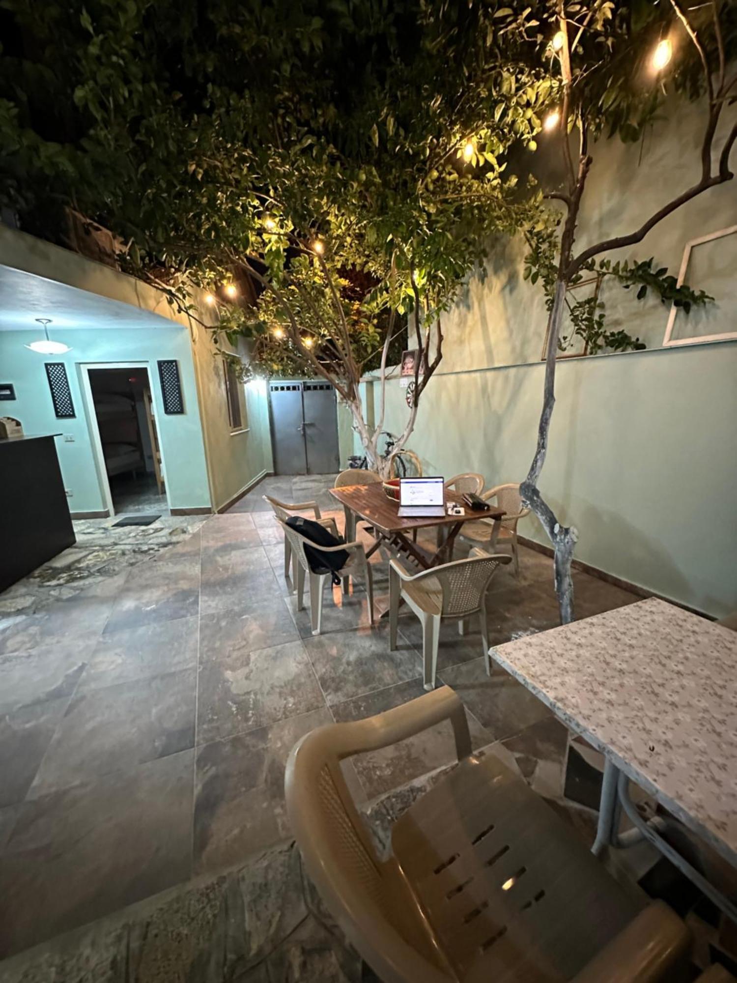 Tirana Lemon Breeze Hostel Eksteriør billede