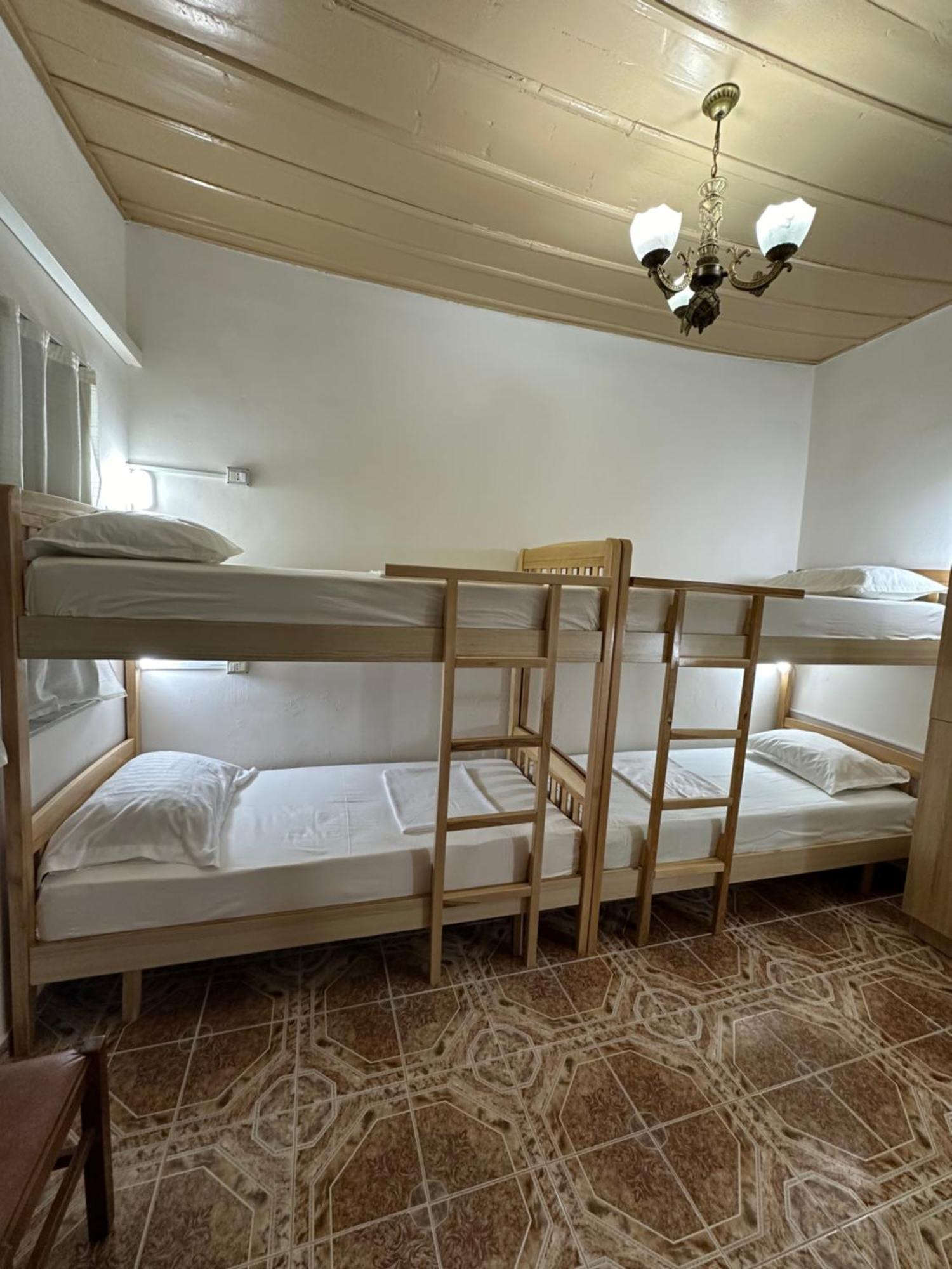 Tirana Lemon Breeze Hostel Eksteriør billede
