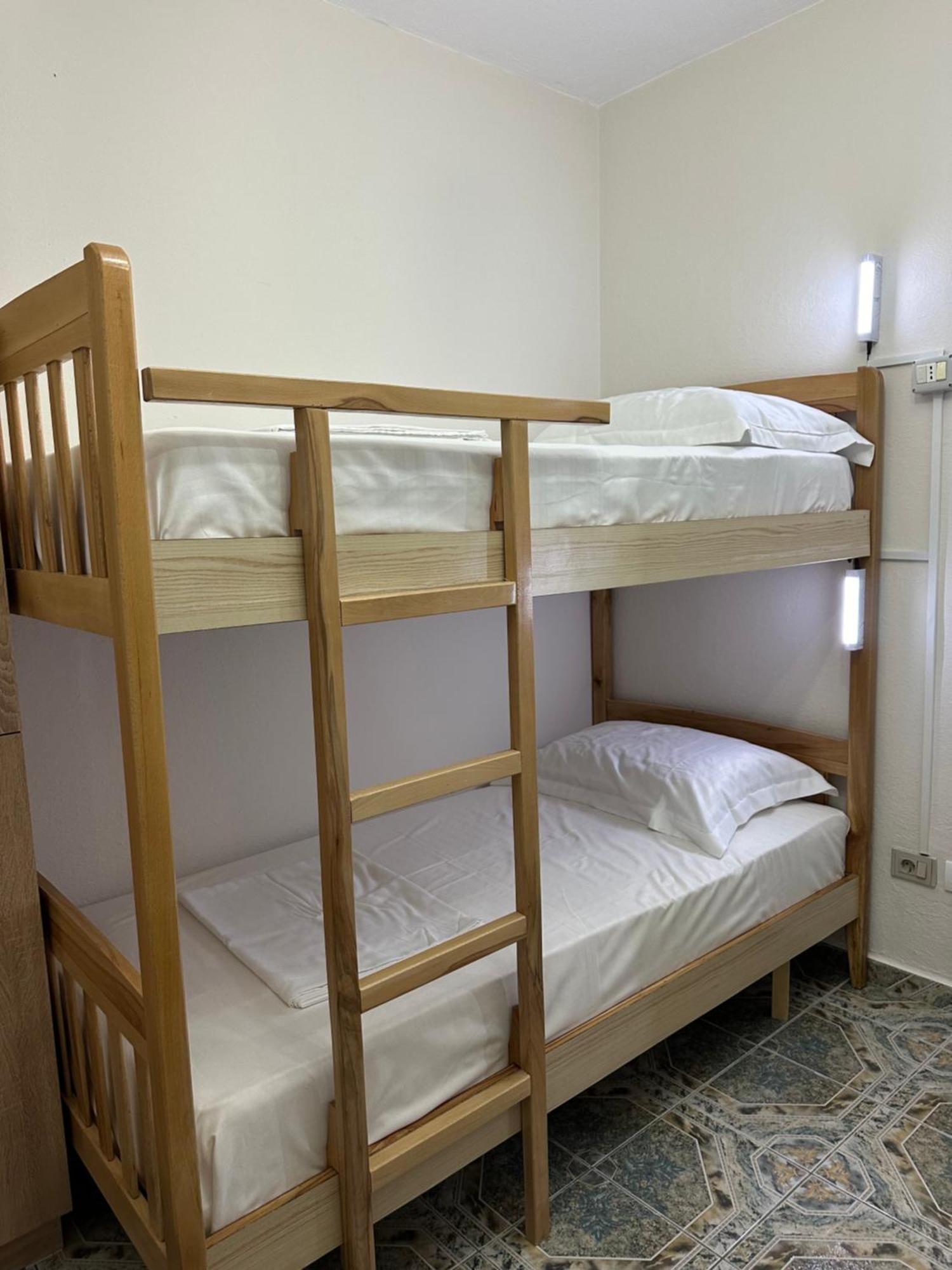 Tirana Lemon Breeze Hostel Eksteriør billede